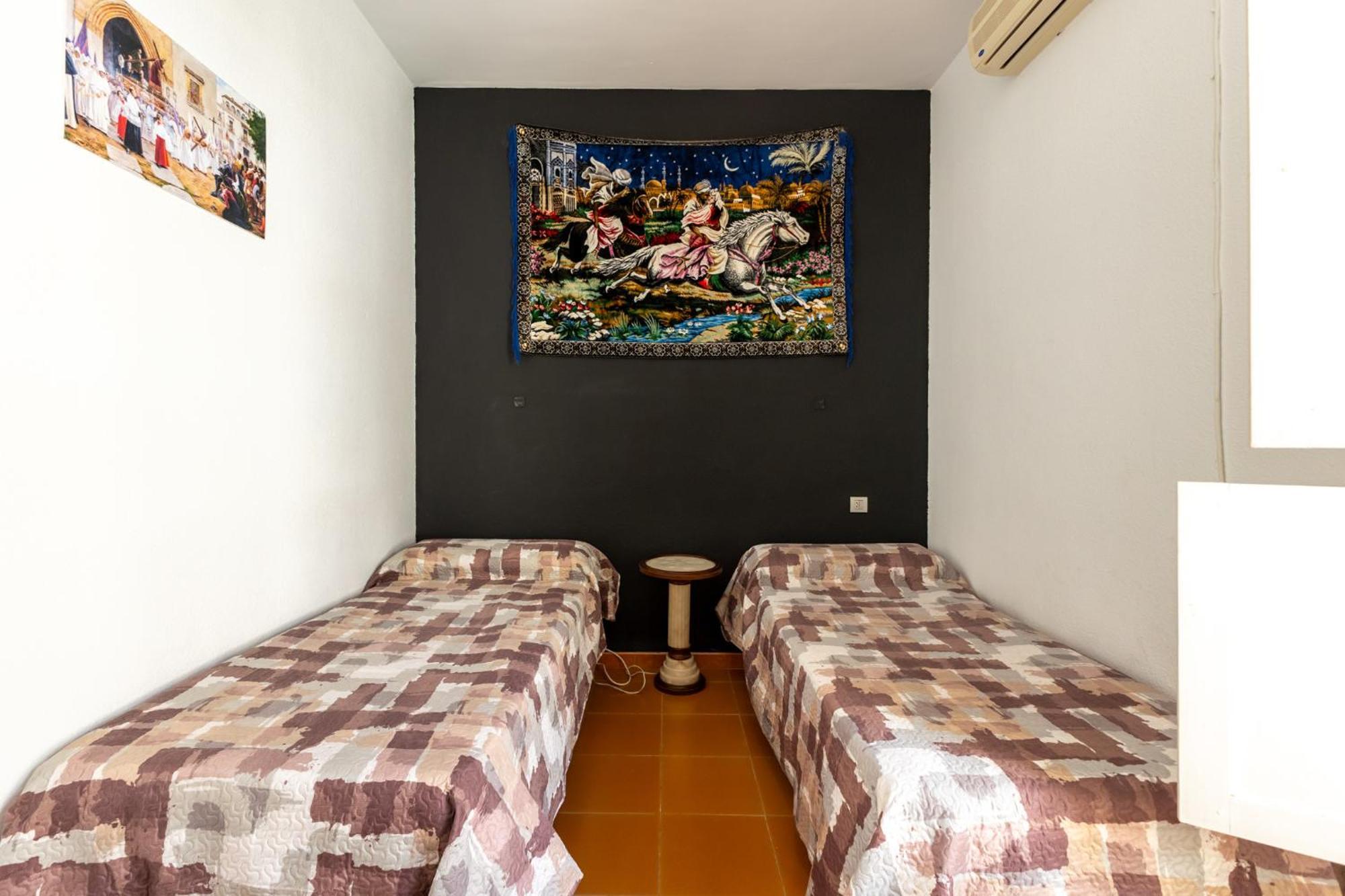 Conde Center Premium Suites, Free Parking Sewilla Zewnętrze zdjęcie